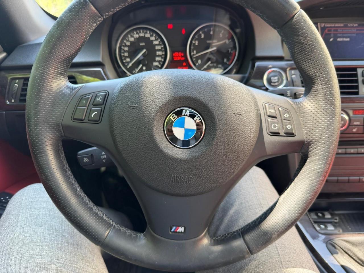 2011 BMW 335 i xDrive 2dr All-Wheel Drive Coupe Photo