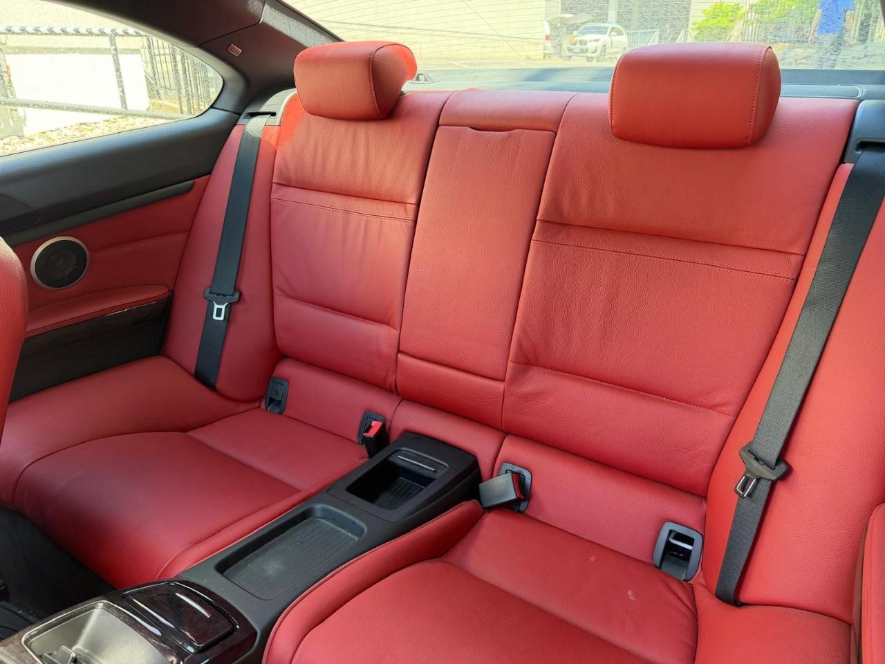 2011 BMW 335 i xDrive 2dr All-Wheel Drive Coupe Photo