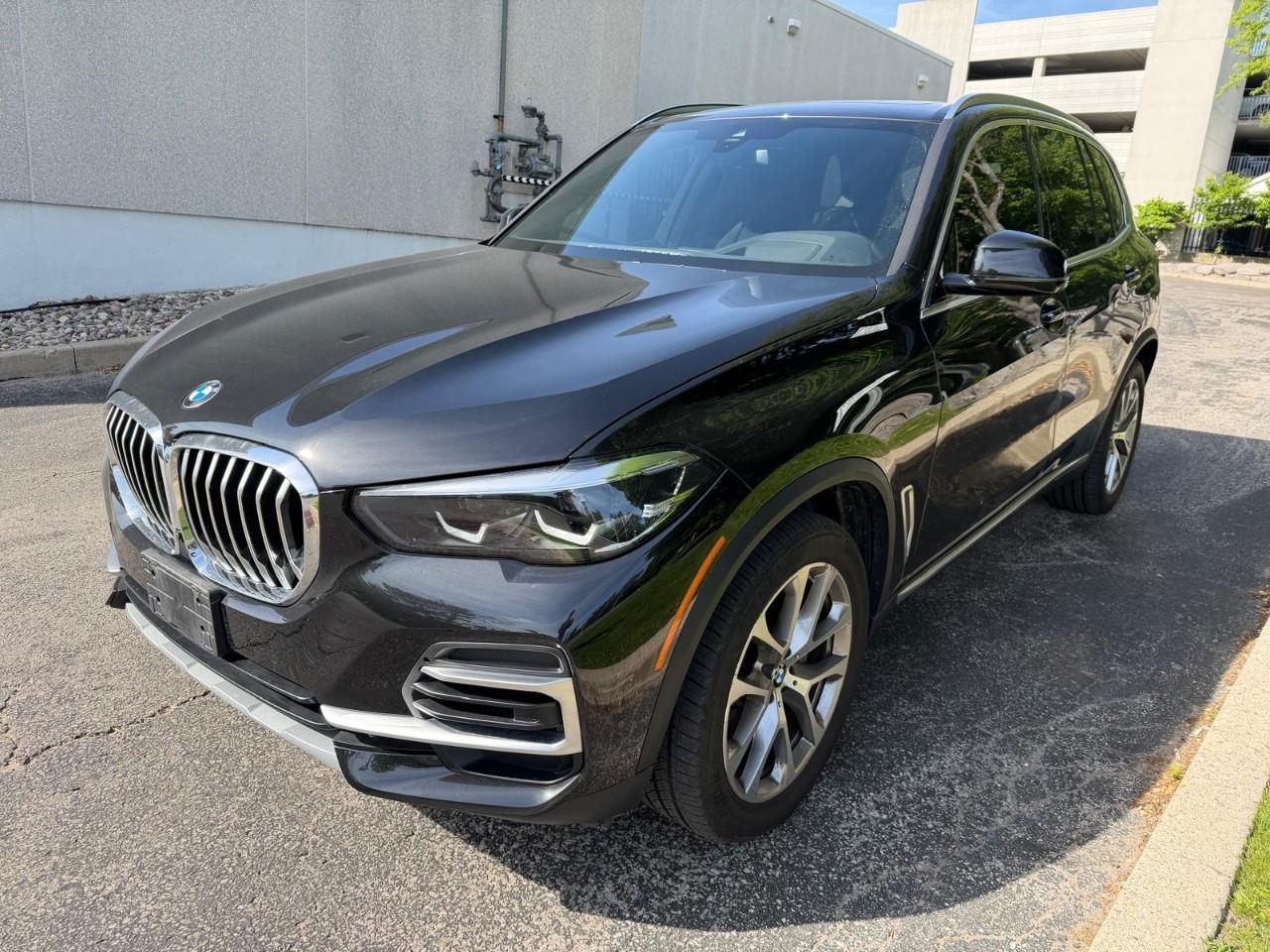 2022 BMW X5 xDrive40i 4dr All-Wheel Drive Sports Activity Vehicle Photo2