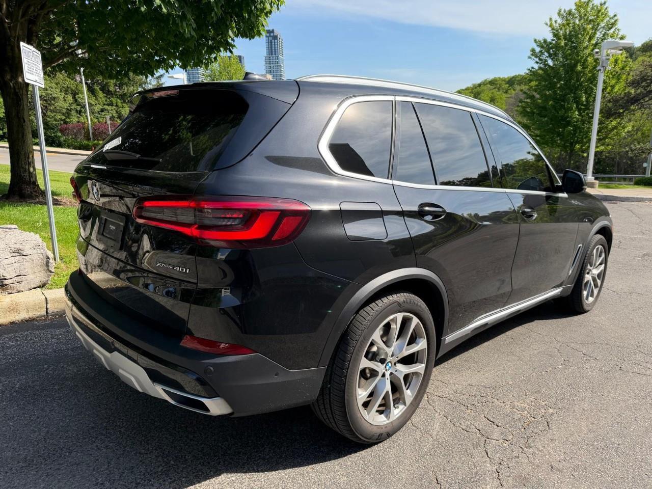 2022 BMW X5 xDrive40i 4dr All-Wheel Drive Sports Activity Vehicle Photo