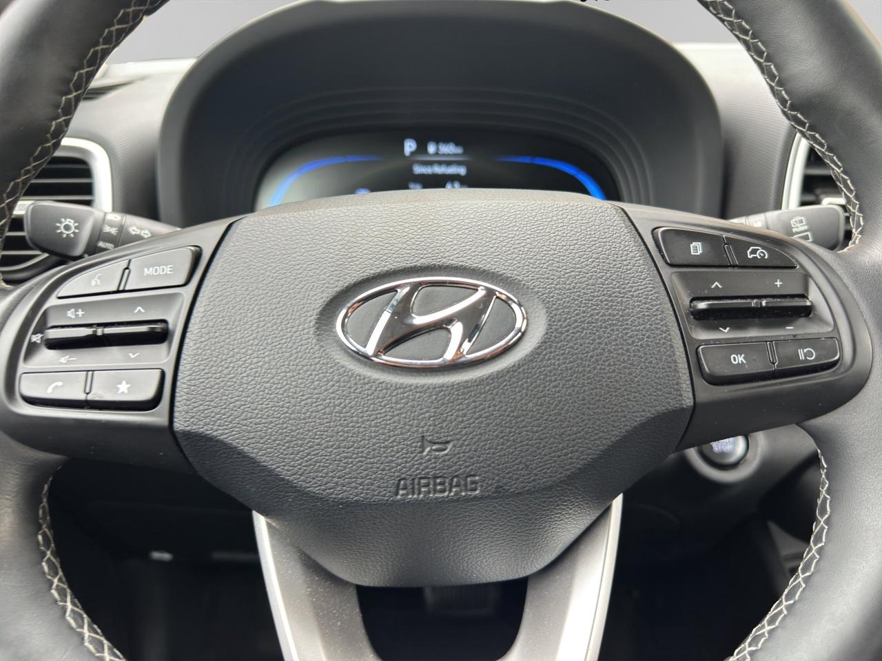 2025 Hyundai Venue PREFERRED Photo