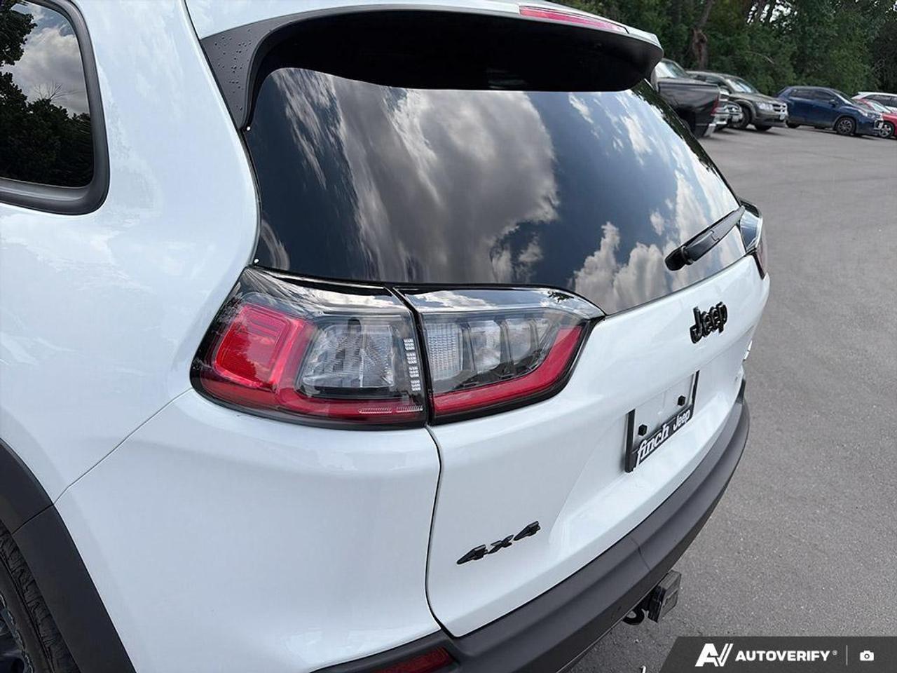 2023 Jeep Cherokee Trailhawk 4dr 4x4 Photo