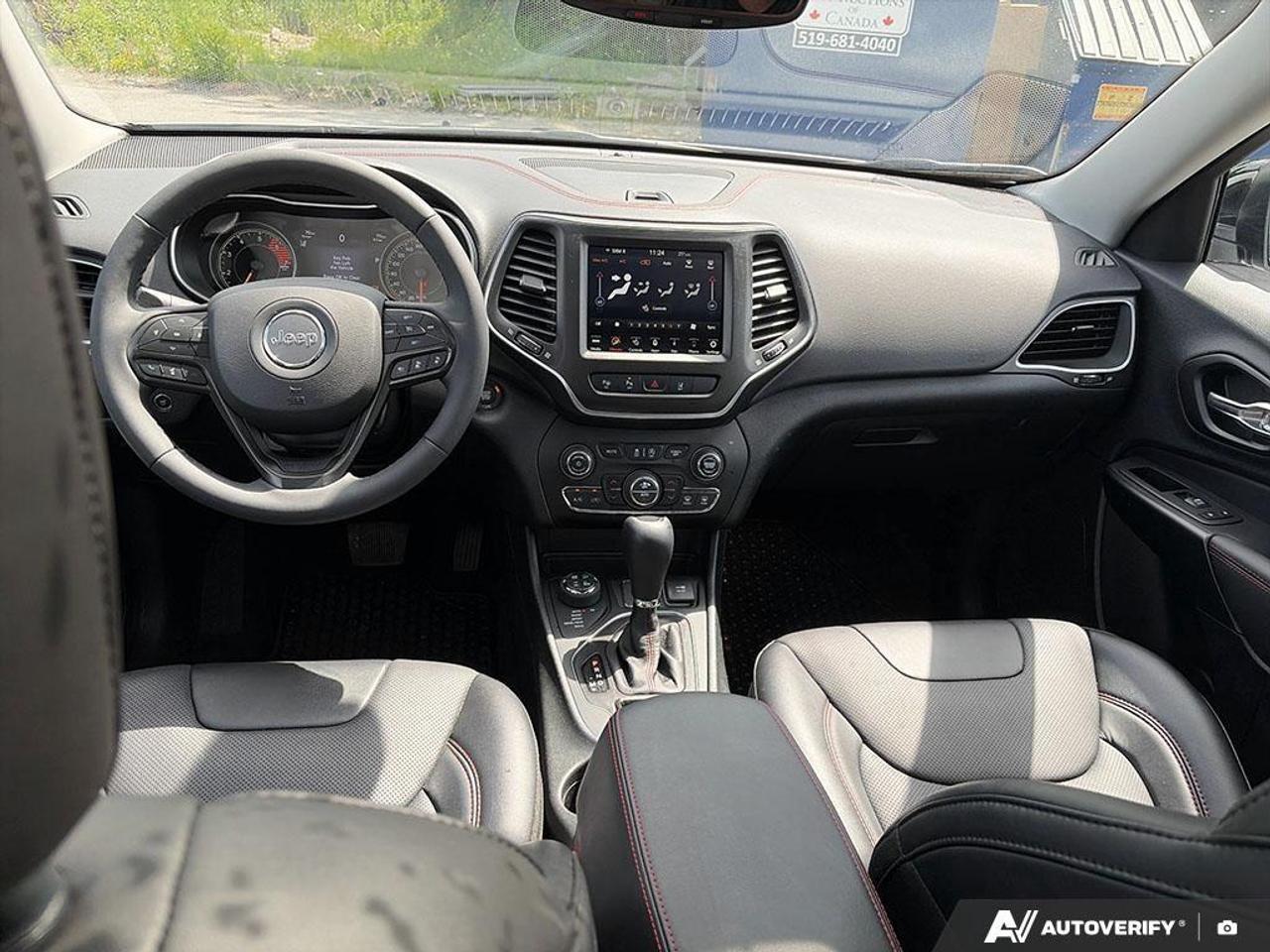 2023 Jeep Cherokee Trailhawk 4dr 4x4 Photo