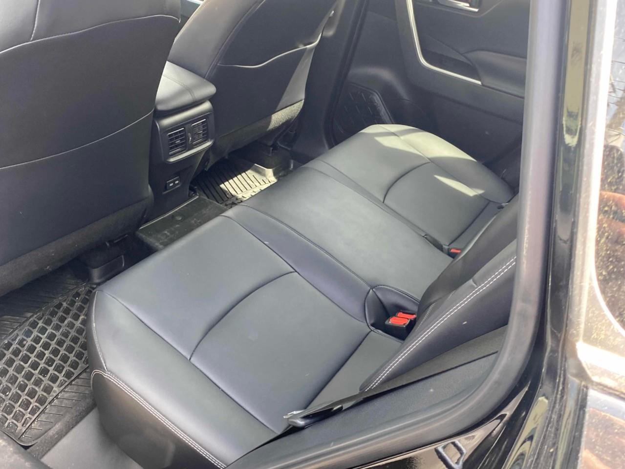2023 Toyota RAV4 XLE 4dr All-wheel Drive Photo