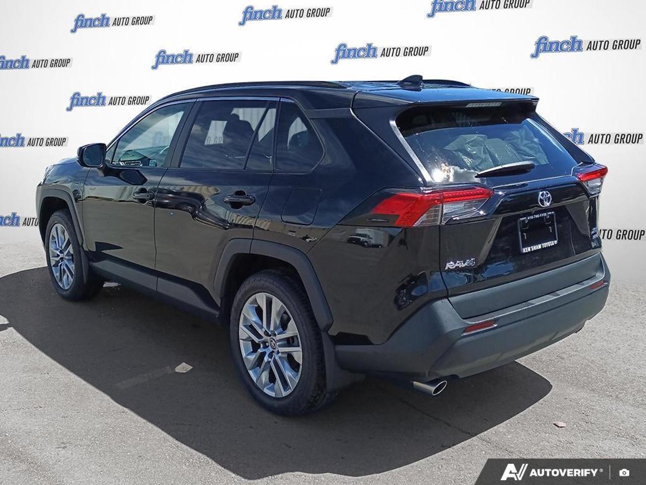 2023 Toyota RAV4 XLE 4dr All-wheel Drive Photo
