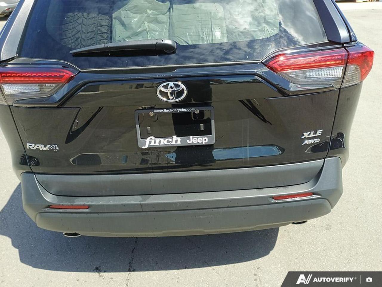 2023 Toyota RAV4 XLE 4dr All-wheel Drive Photo