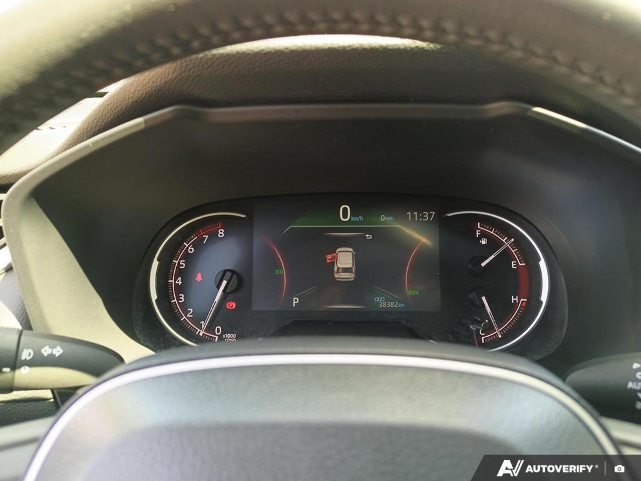 2023 Toyota RAV4 XLE 4dr All-wheel Drive Photo