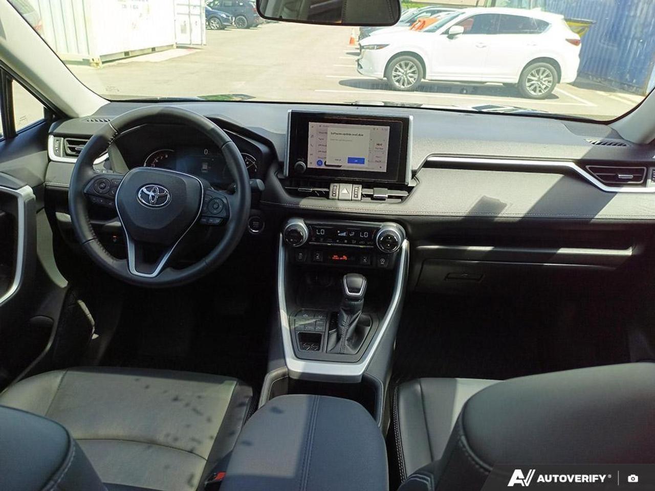 2023 Toyota RAV4 XLE 4dr All-wheel Drive Photo