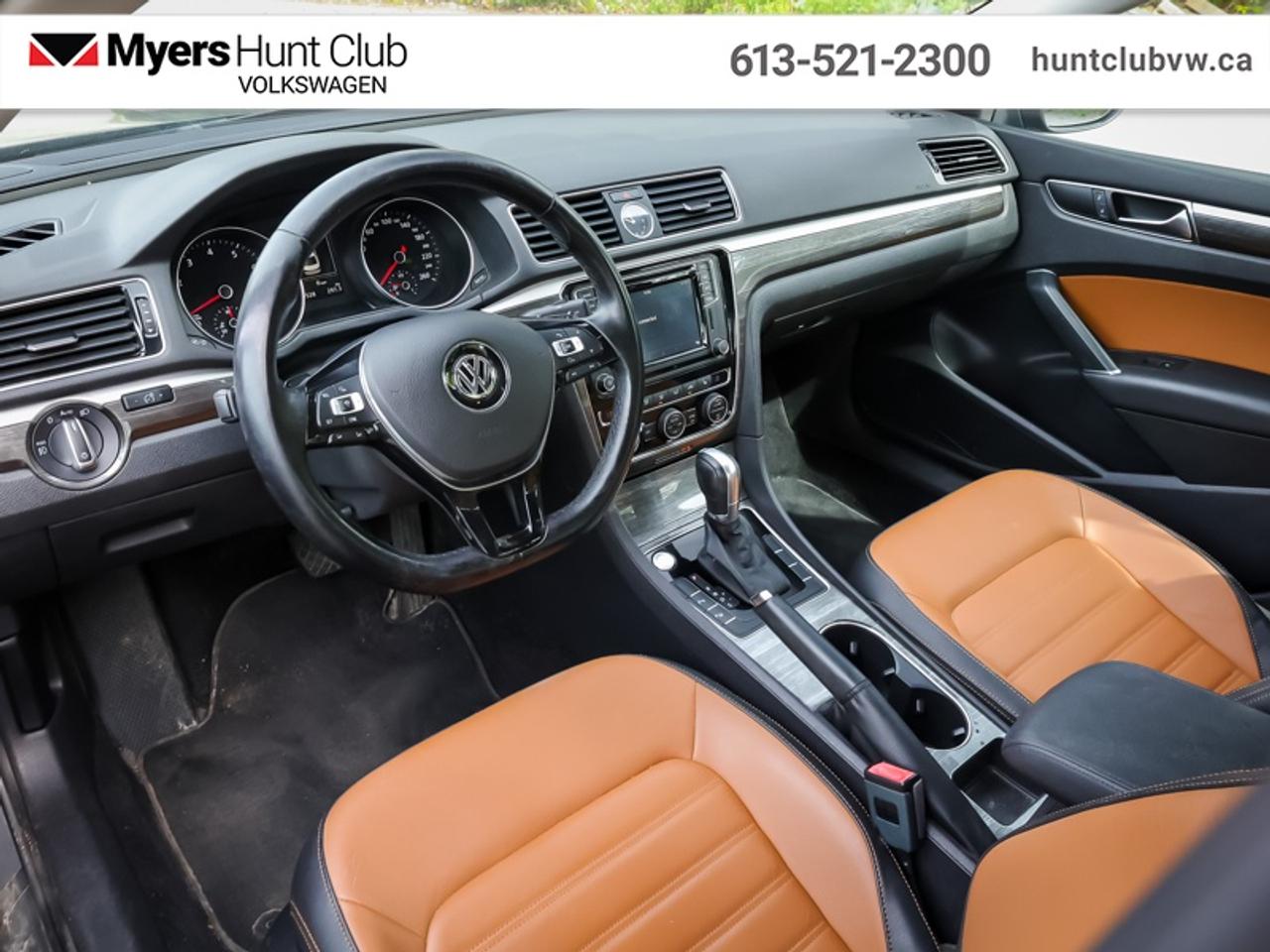 2017 Volkswagen Passat HIGHLINE Photo