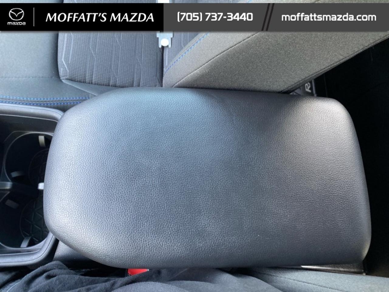 2024 Toyota RAV4 Hybrid SE Photo