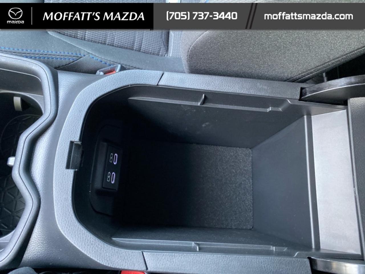 2024 Toyota RAV4 Hybrid SE Photo
