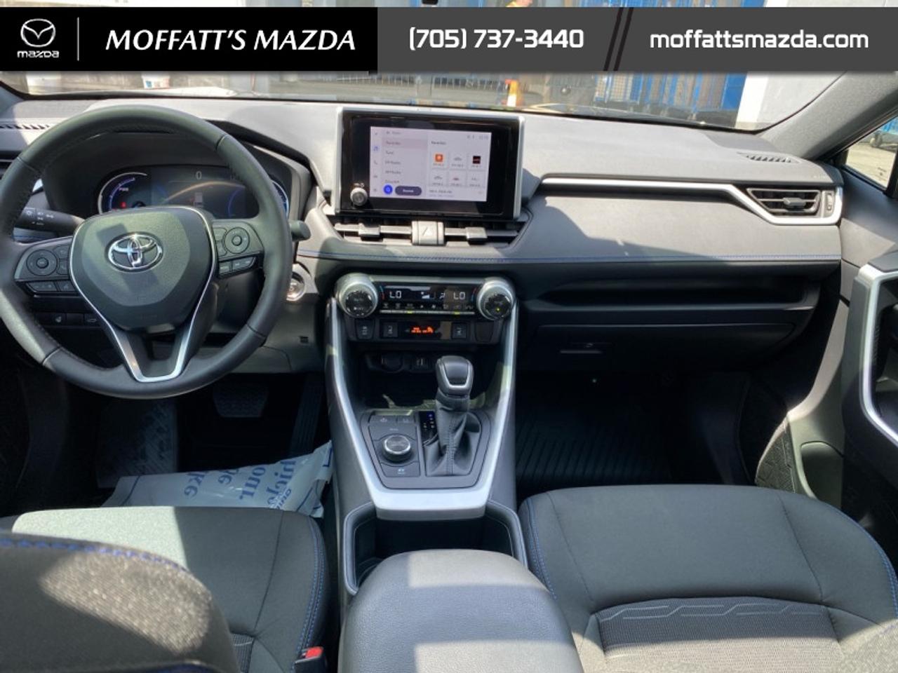 2024 Toyota RAV4 Hybrid SE Photo