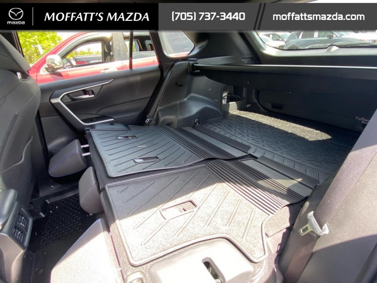 2024 Toyota RAV4 Hybrid SE Photo