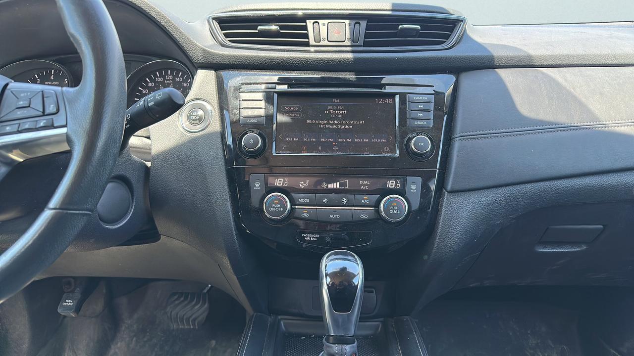 2018 Nissan Rogue  Photo