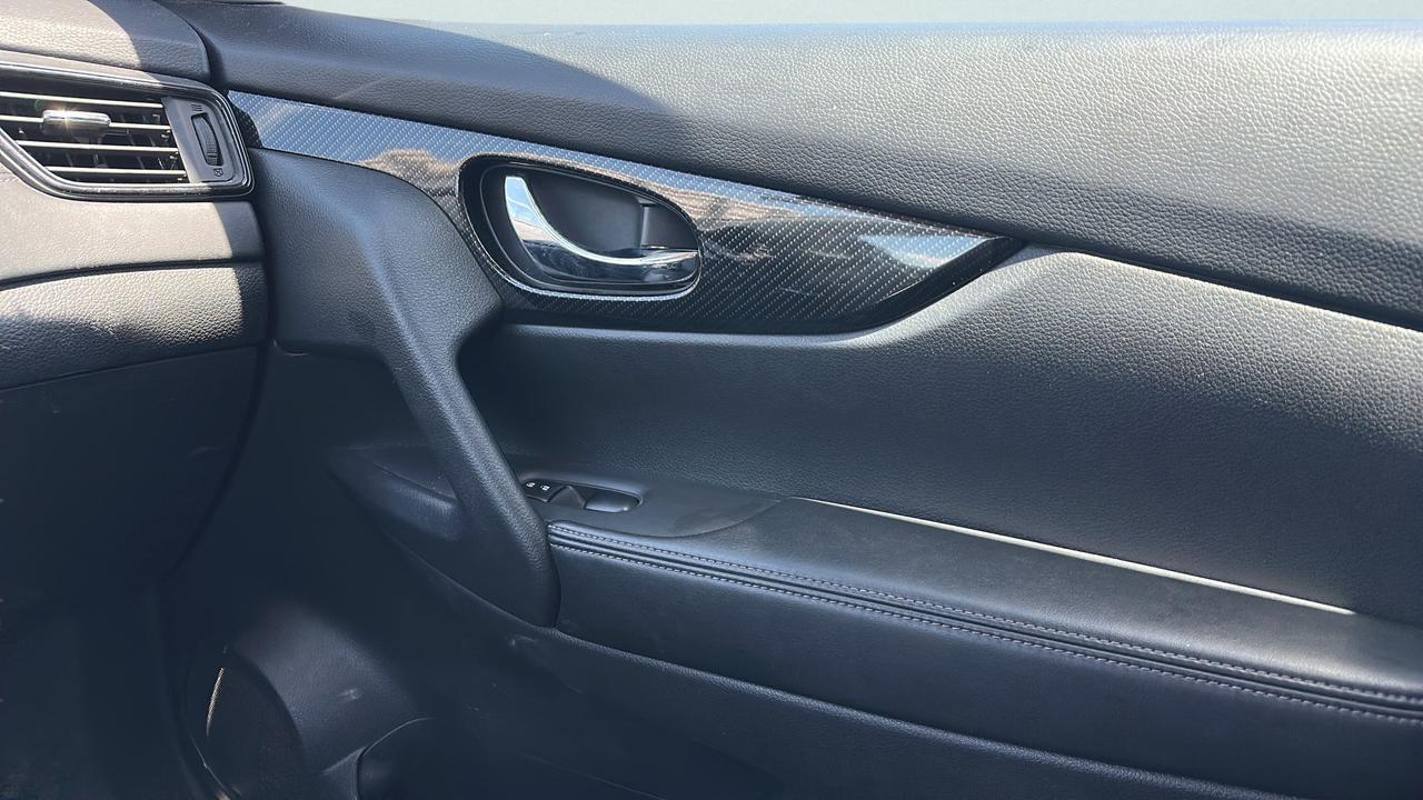2018 Nissan Rogue  Photo