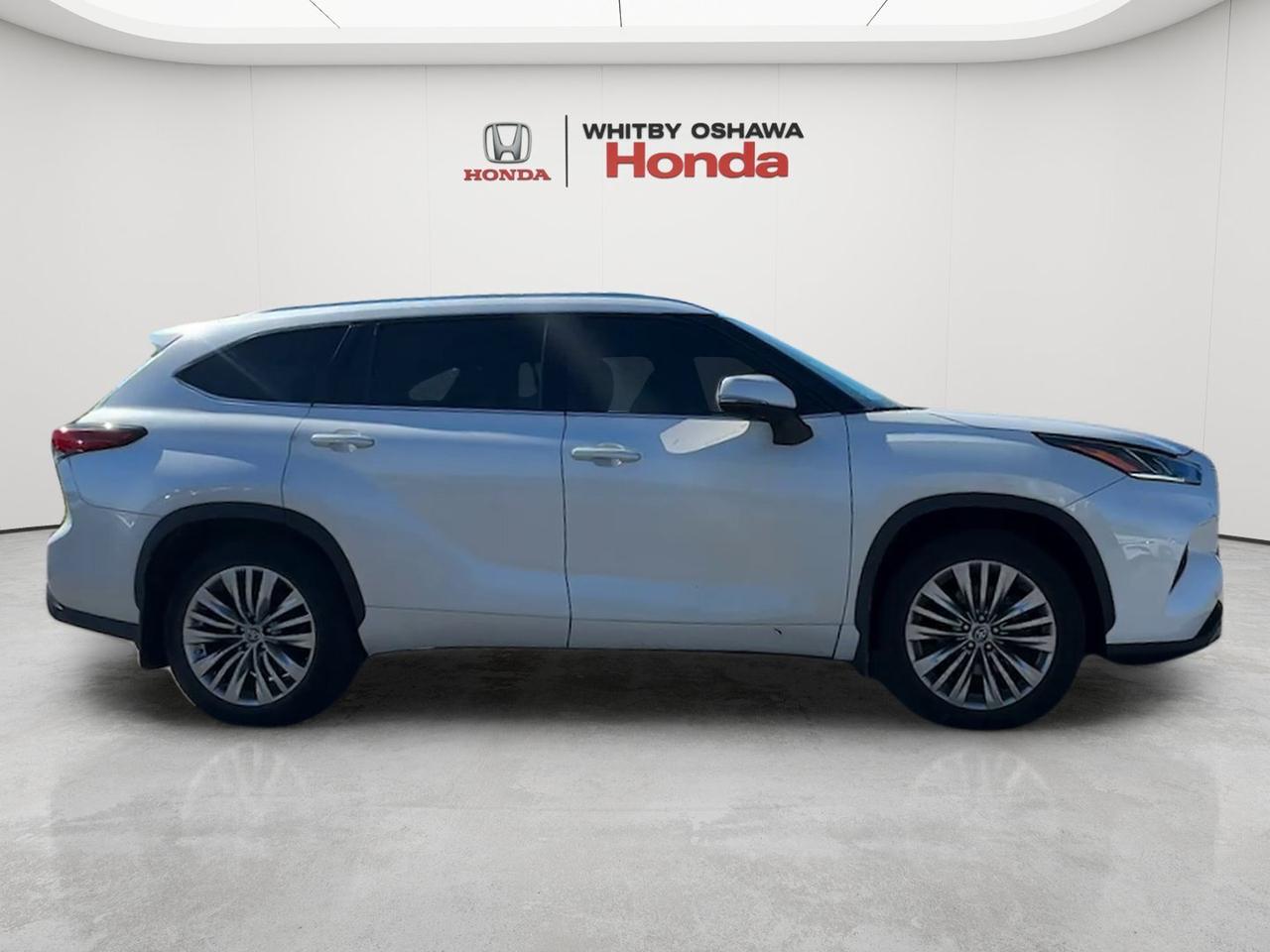 2023 Toyota Highlander  Photo