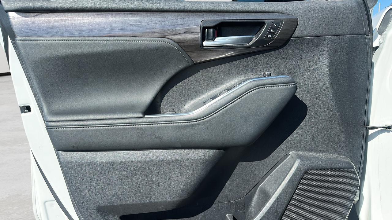2023 Toyota Highlander  Photo