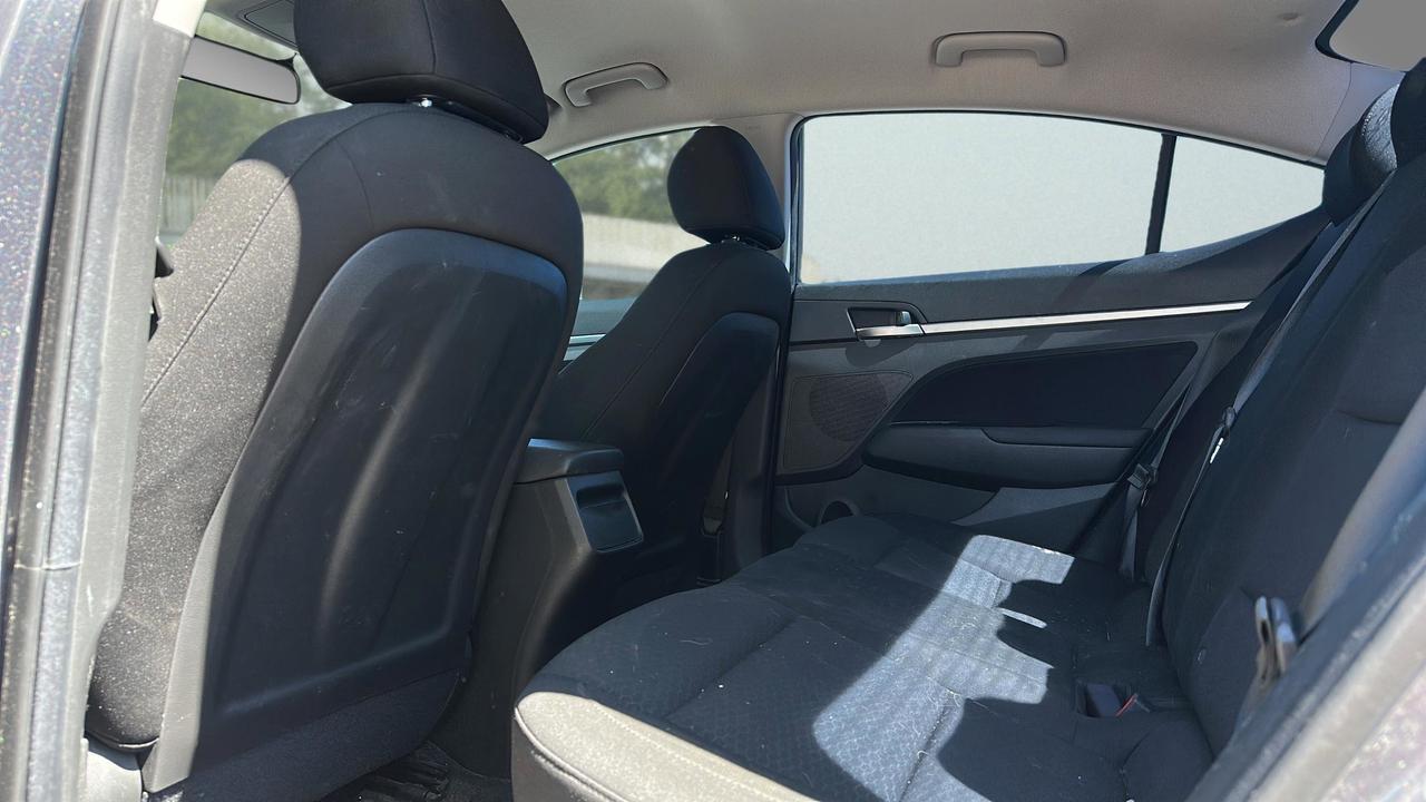 2020 Hyundai Elantra Preferred IVT Photo