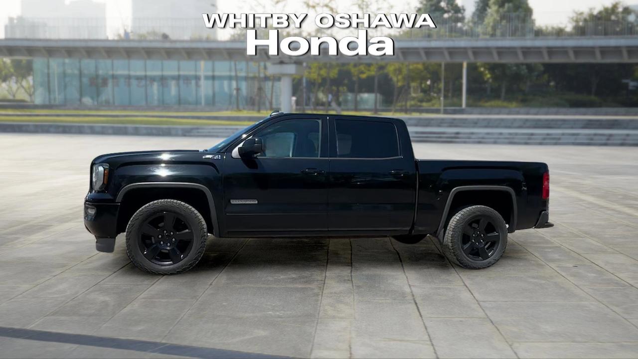2017 GMC Sierra 1500 4WD Crew Cab 143.5  SLE Photo