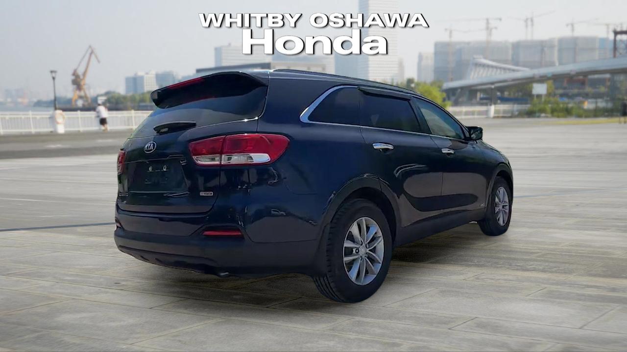 2017 Kia Sorento AWD 4dr LX Turbo Photo
