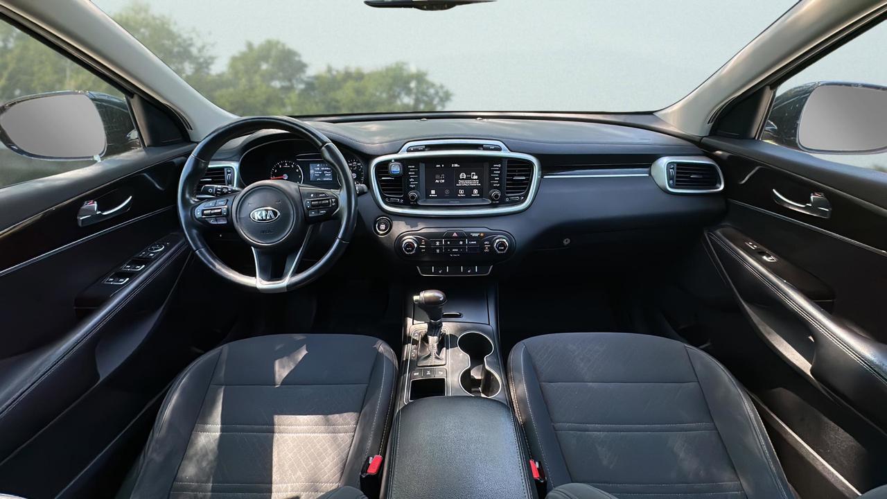2017 Kia Sorento AWD 4dr LX Turbo Photo