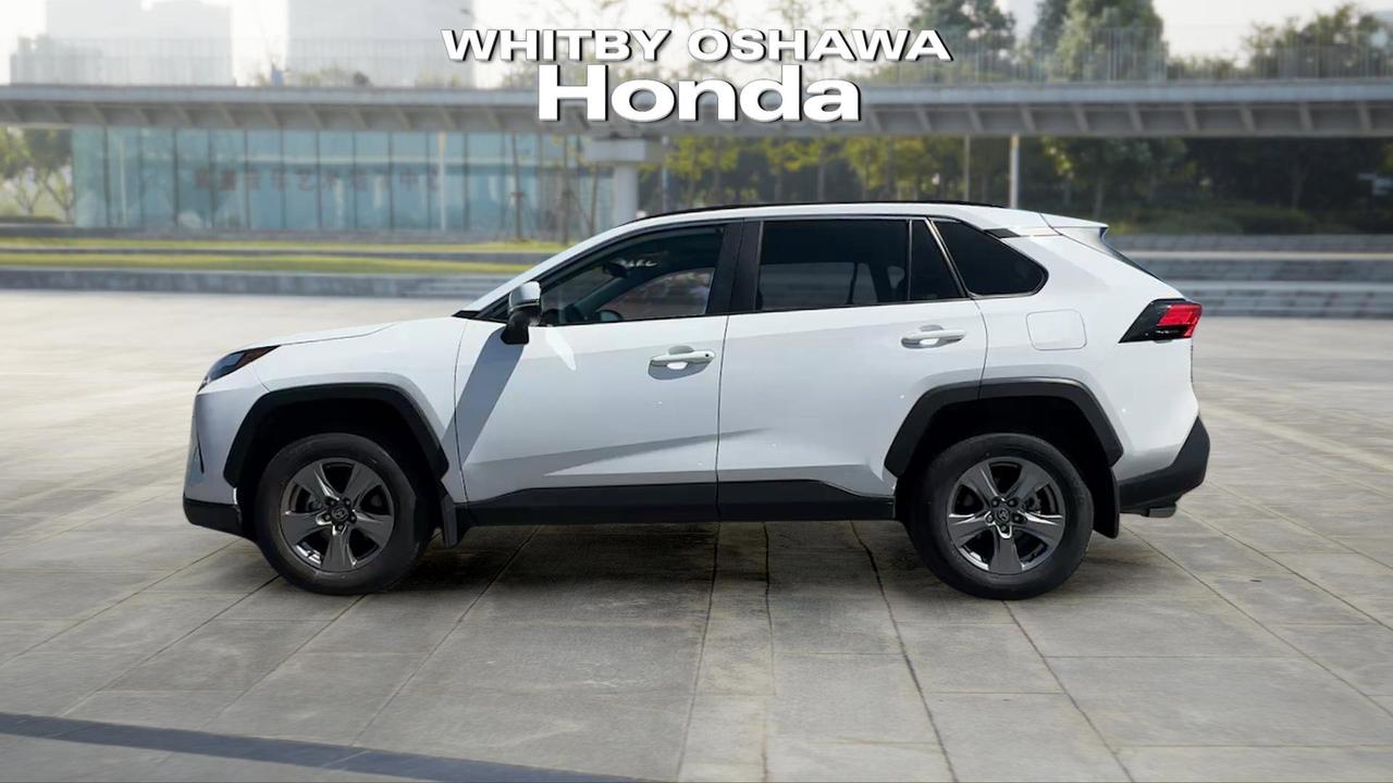 2025 Toyota RAV4 XLE AWD Photo