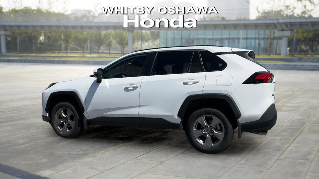 2025 Toyota RAV4 XLE AWD Photo