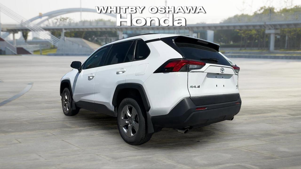 2025 Toyota RAV4 XLE AWD Photo