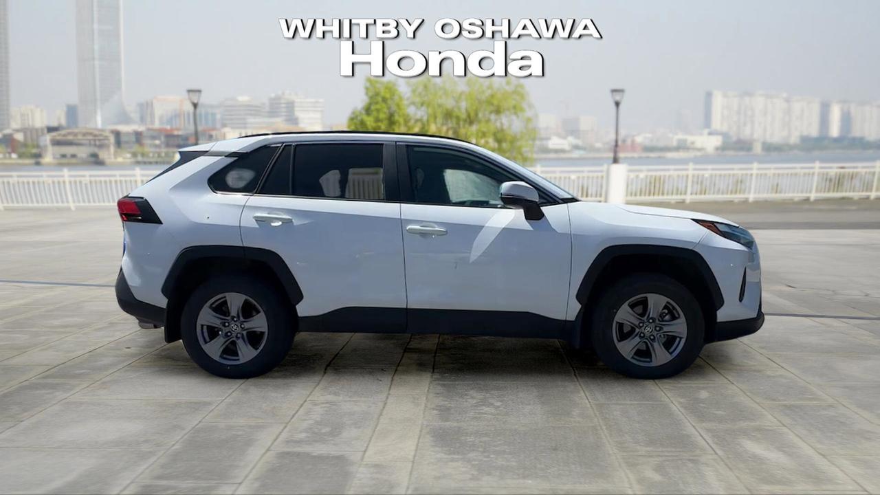 2025 Toyota RAV4 XLE AWD Photo