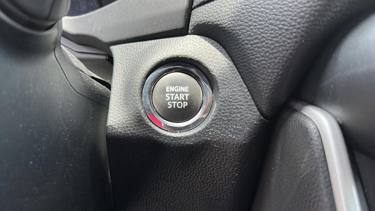 2024 Toyota RAV4 XLE AWD Photo