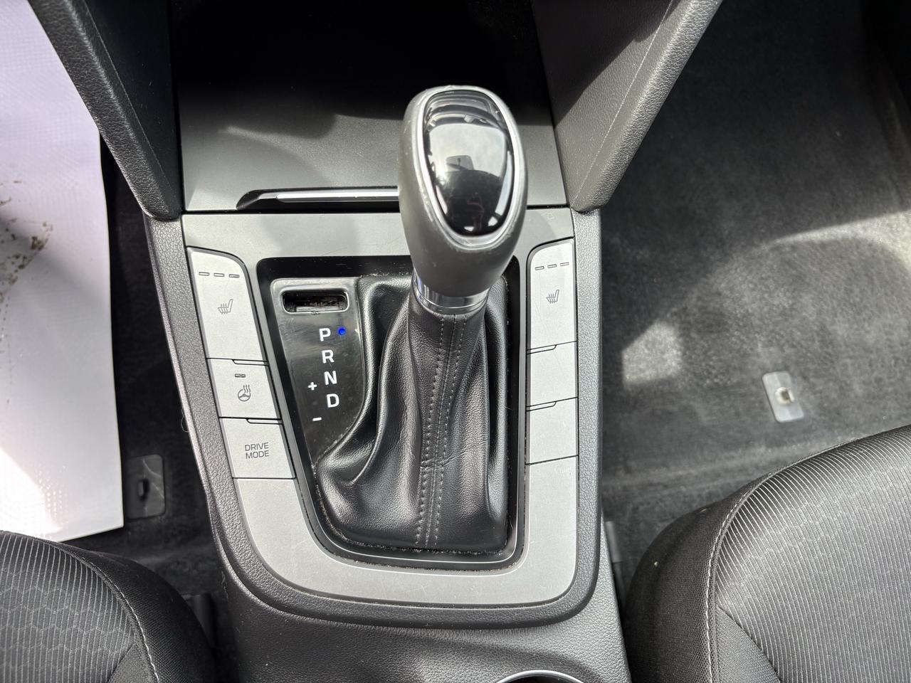 2018 Hyundai Elantra GL Photo