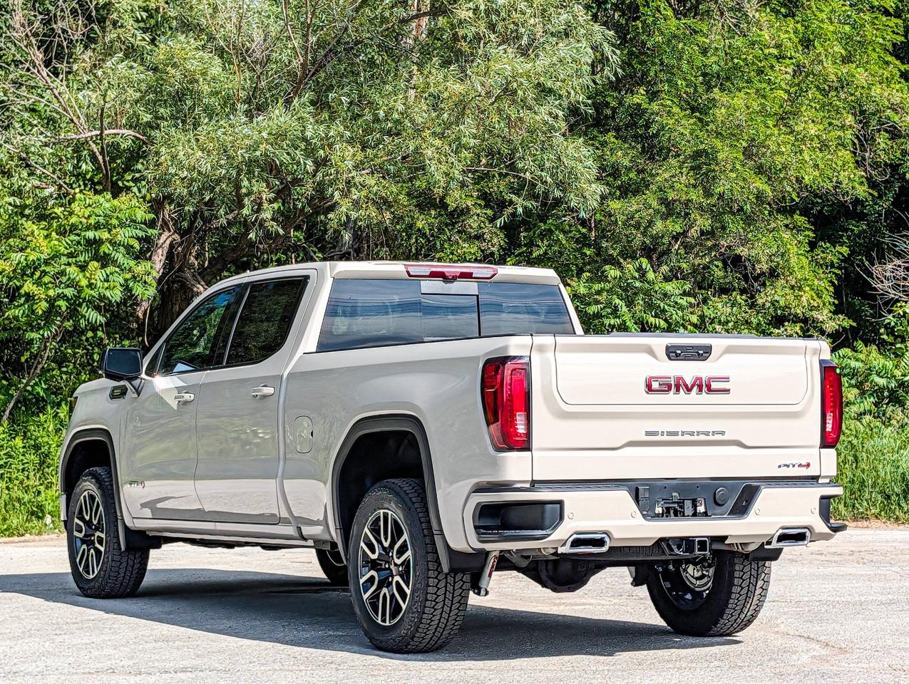 2026 GMC Sierra 1500 AT4 Photo