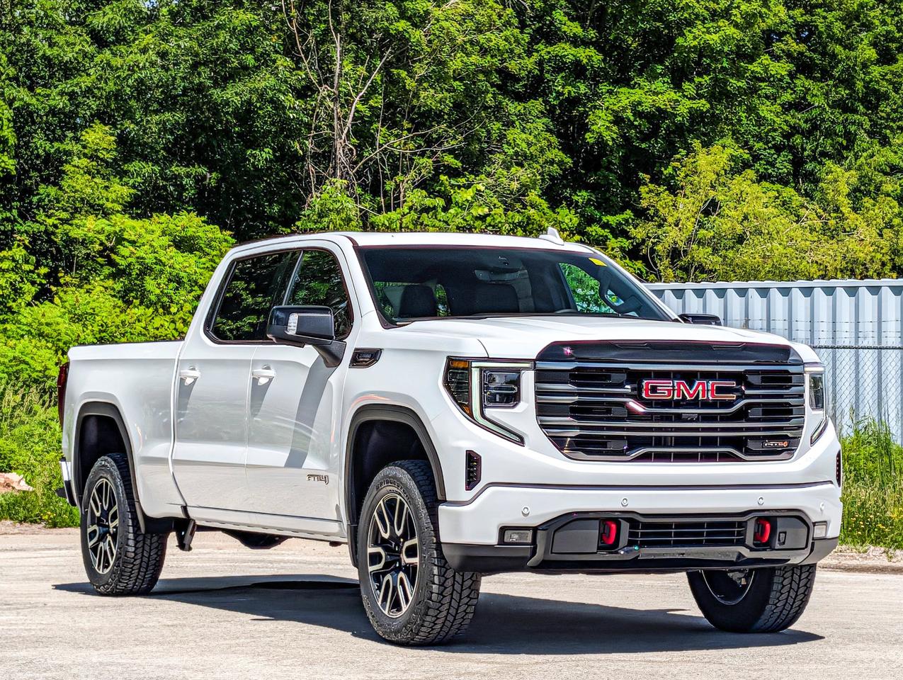 2026 GMC Sierra 1500 AT4 Photo