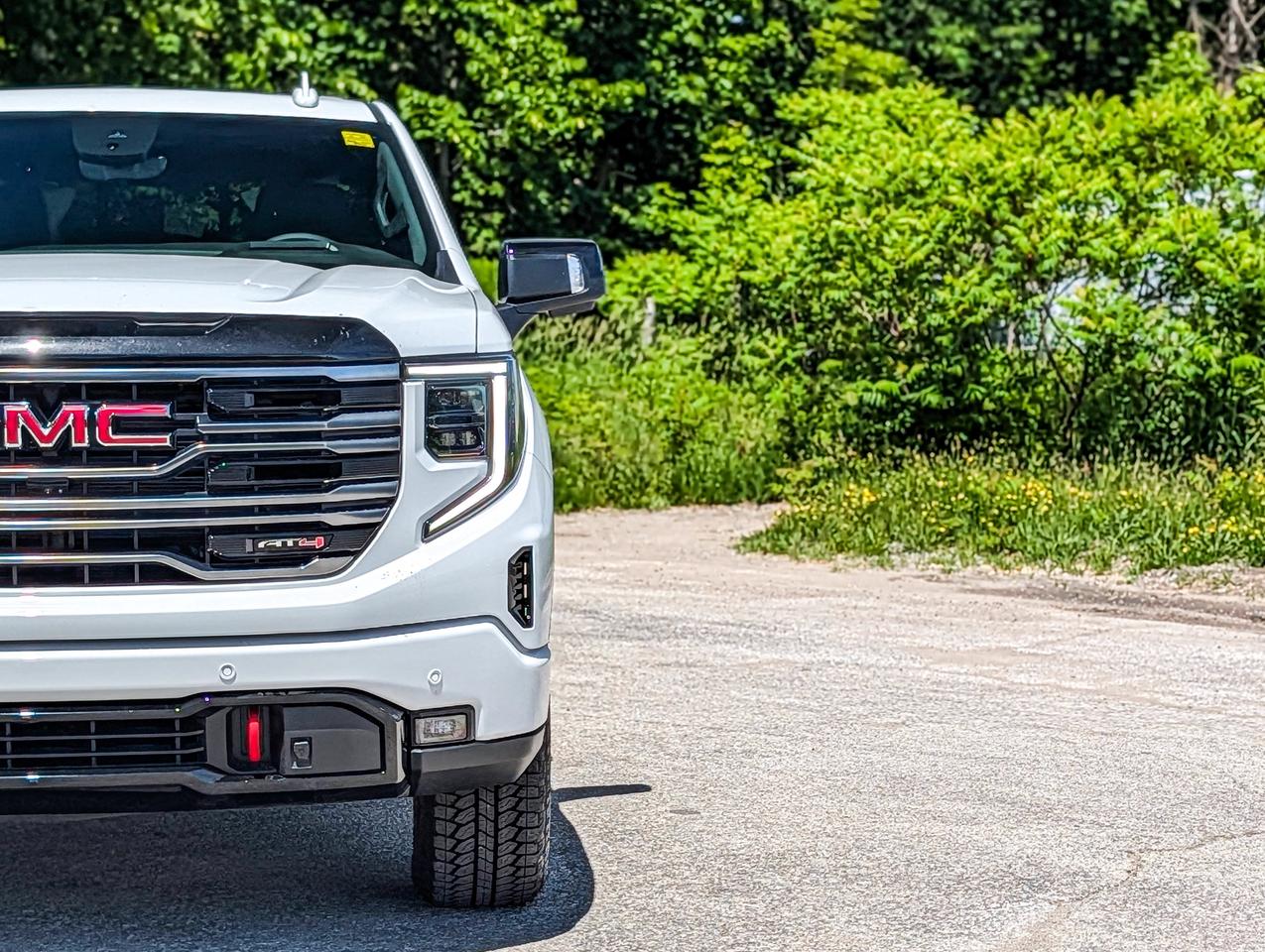 2026 GMC Sierra 1500 AT4 Photo4