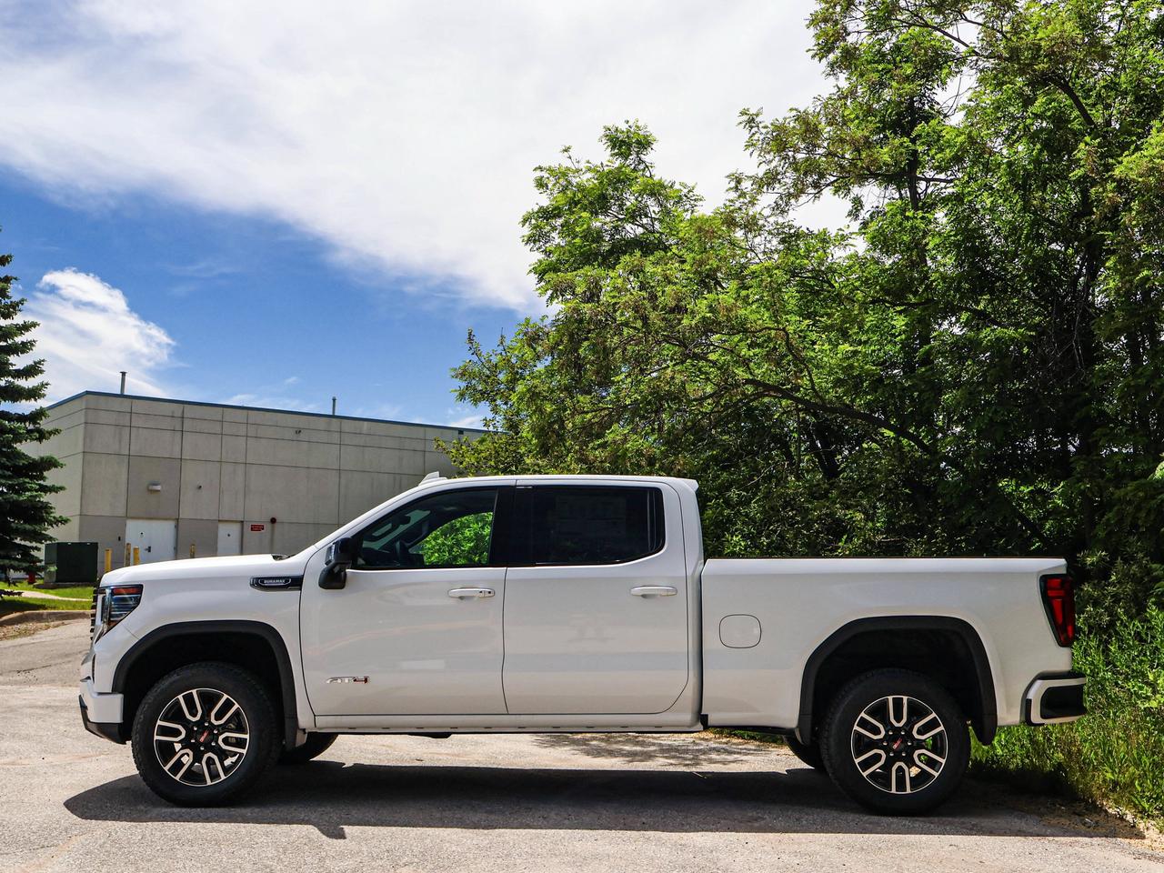 2026 GMC Sierra 1500 AT4 Photo