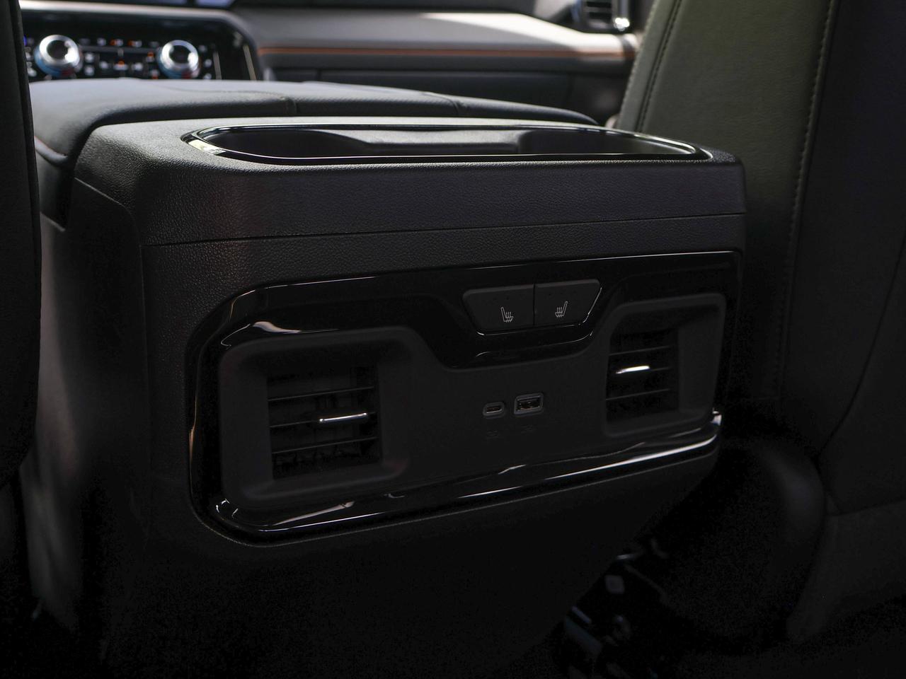 2026 GMC Sierra 1500 AT4 Photo