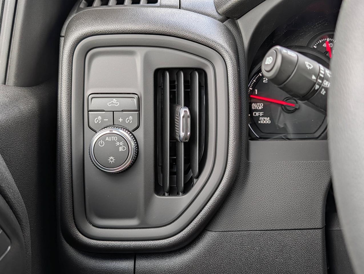 2026 GMC Sierra 1500 PRO Photo