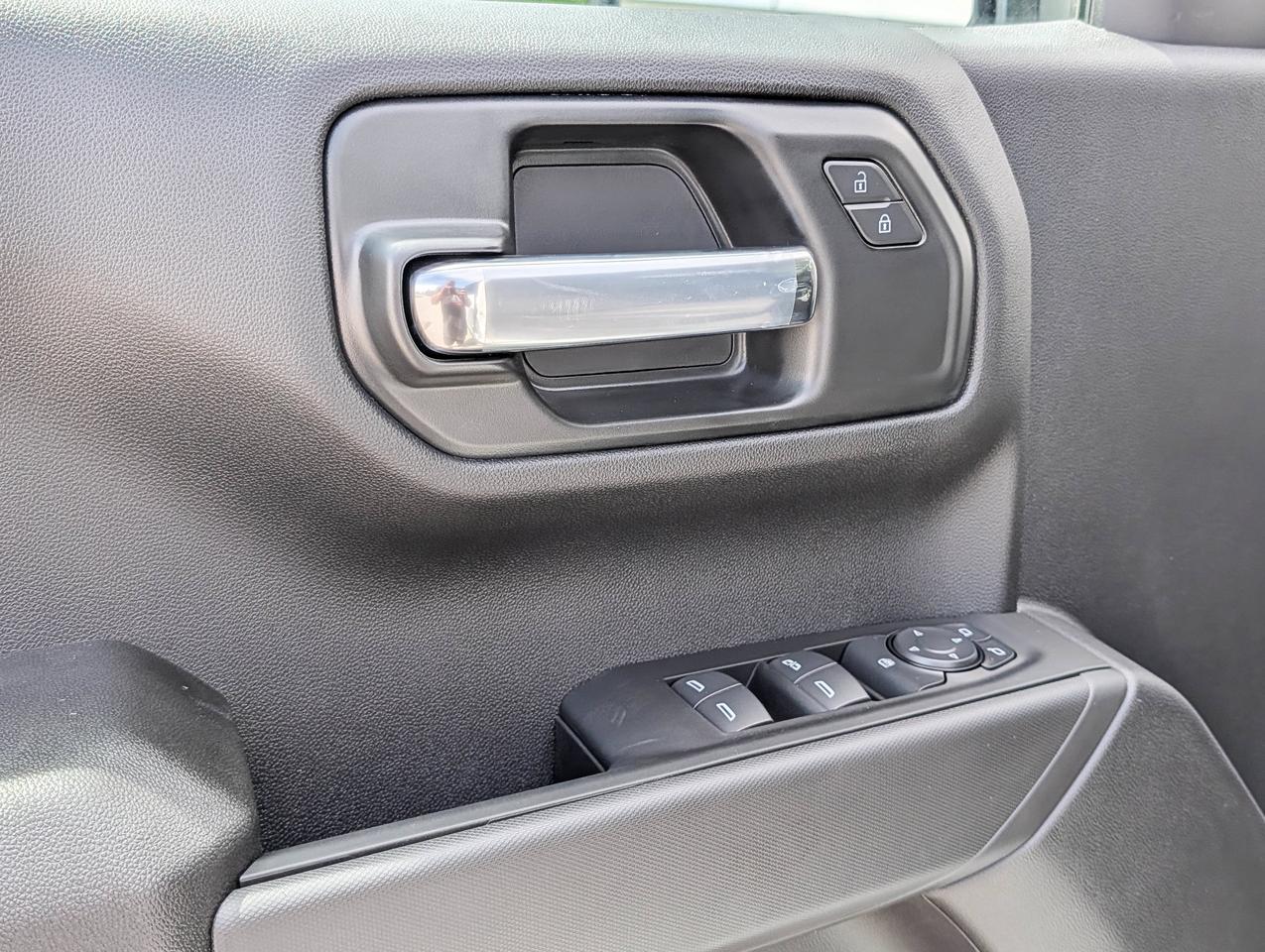 2026 Chevrolet Silverado 1500 Custom Trail Boss Photo