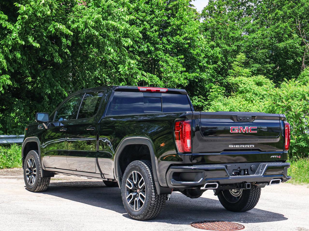 2026 GMC Sierra 1500 AT4 Photo