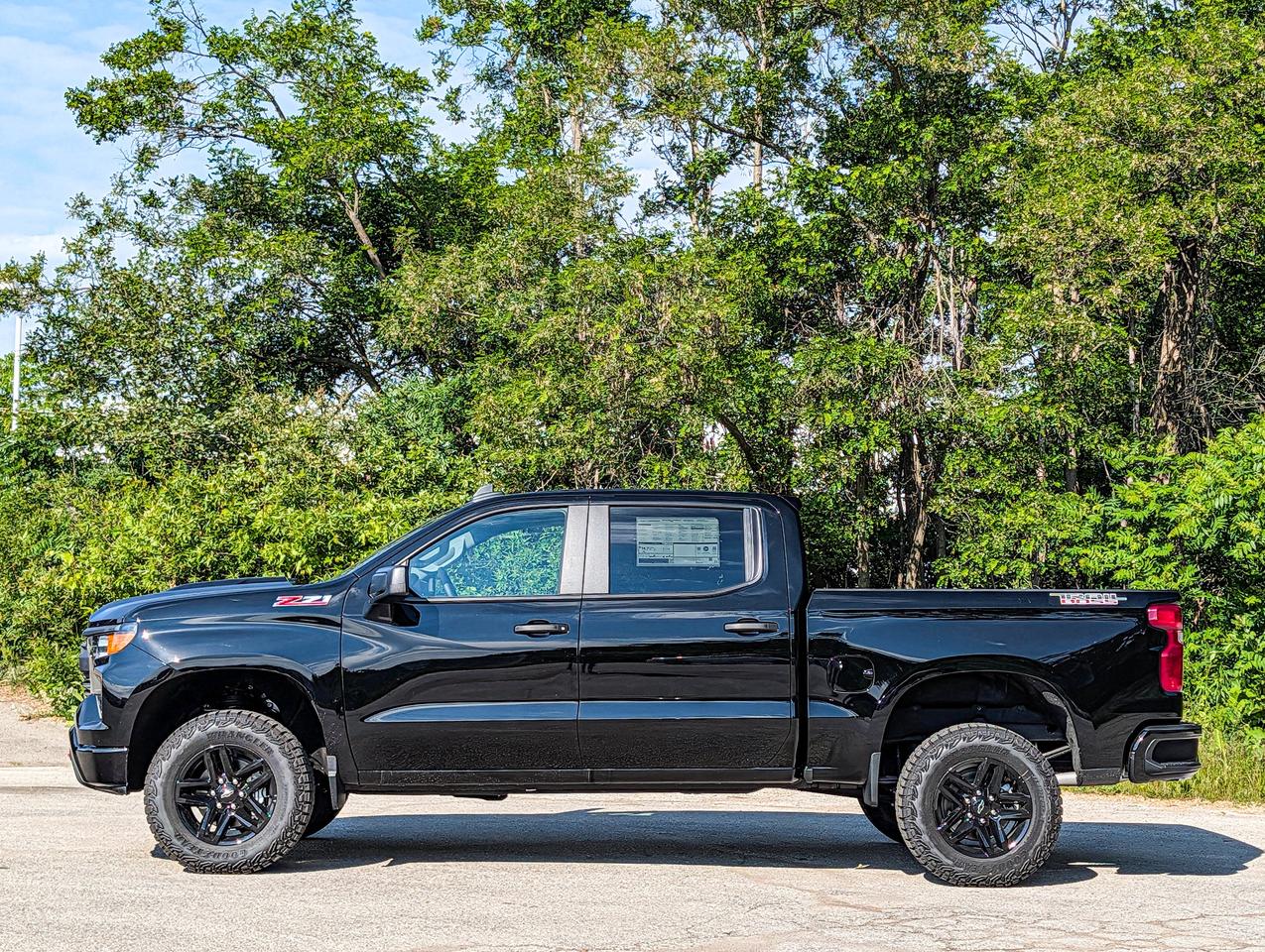 2026 Chevrolet Silverado 1500 Custom Trail Boss Photo