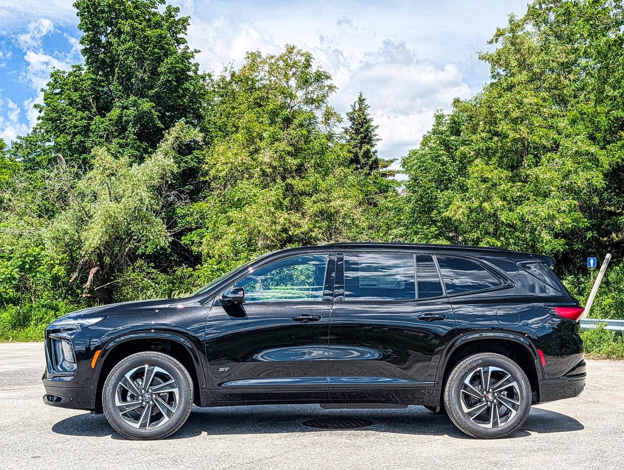 2026 Buick Enclave Sport Touring Photo