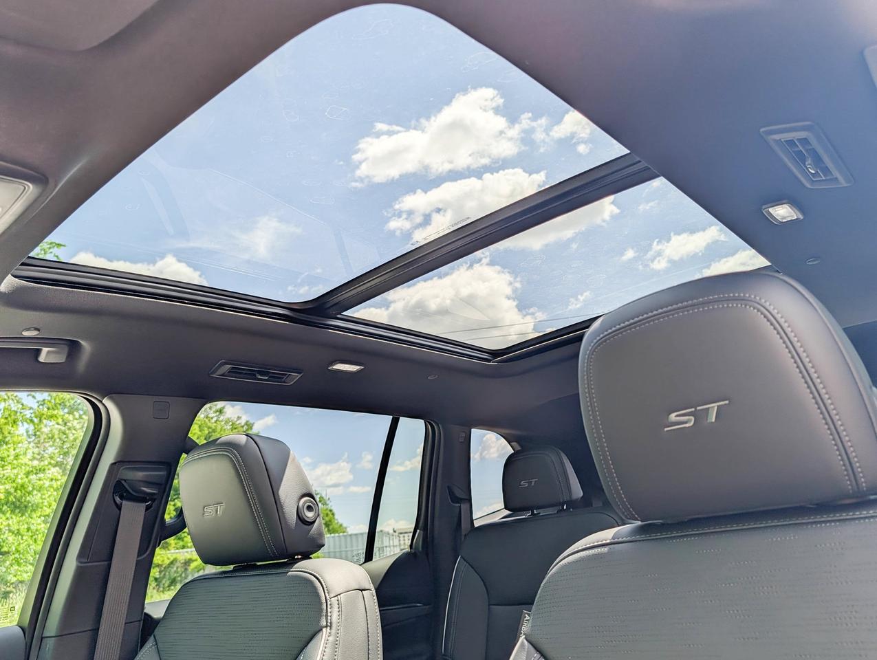 2026 Buick Enclave Sport Touring Photo