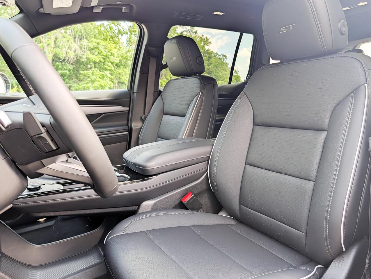 2026 Buick Enclave Sport Touring Photo