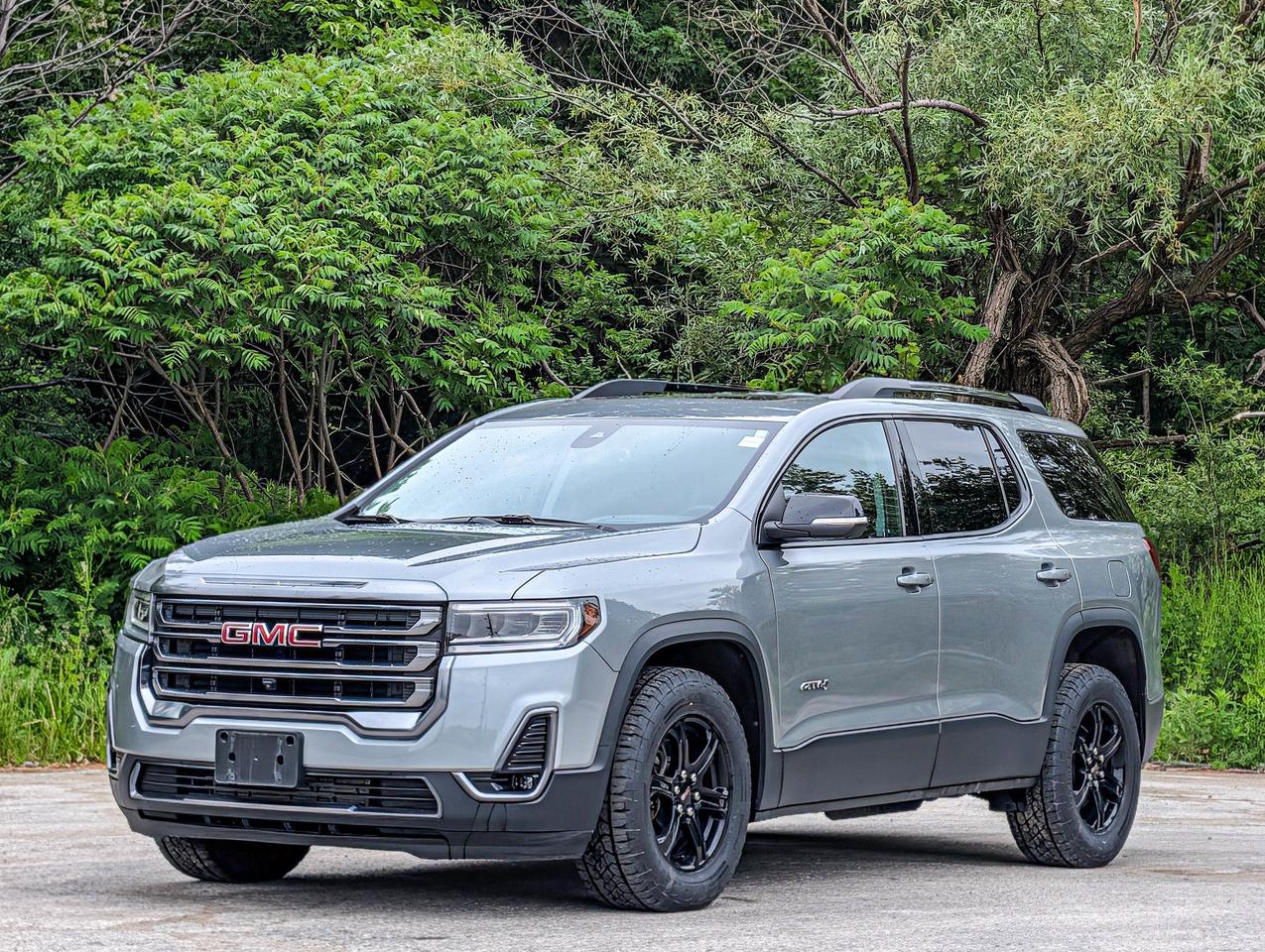 2023 GMC Acadia AT4 Photo