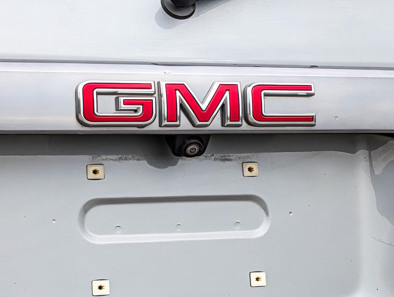 2023 GMC Acadia AT4 Photo