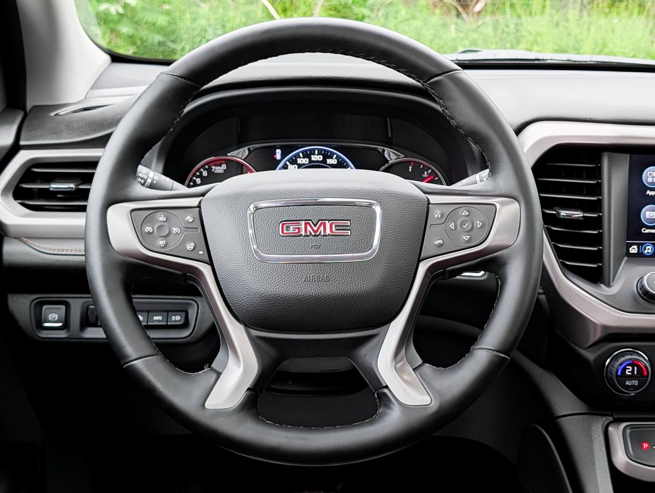 2023 GMC Acadia AT4 Photo