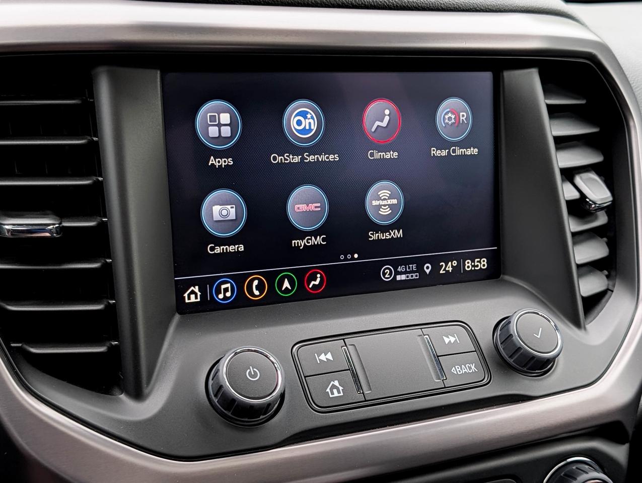 2023 GMC Acadia AT4 Photo