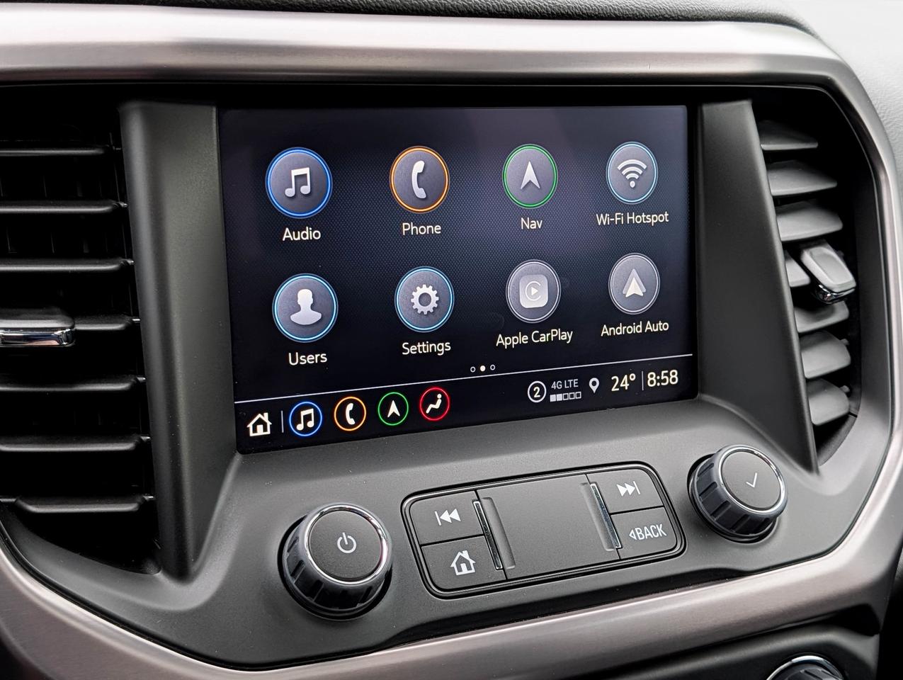 2023 GMC Acadia AT4 Photo