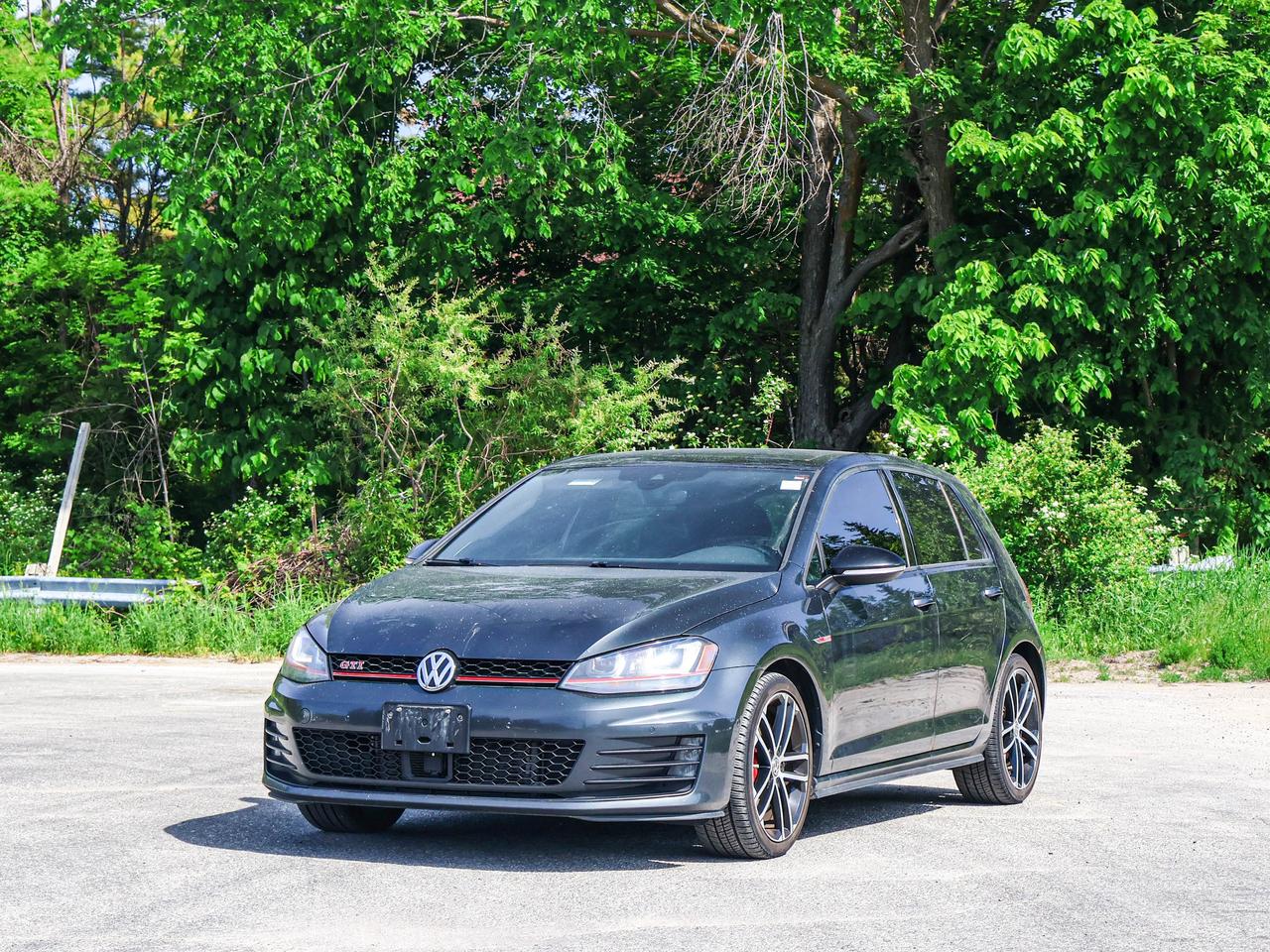 2017 Volkswagen Golf GTI Performance Photo