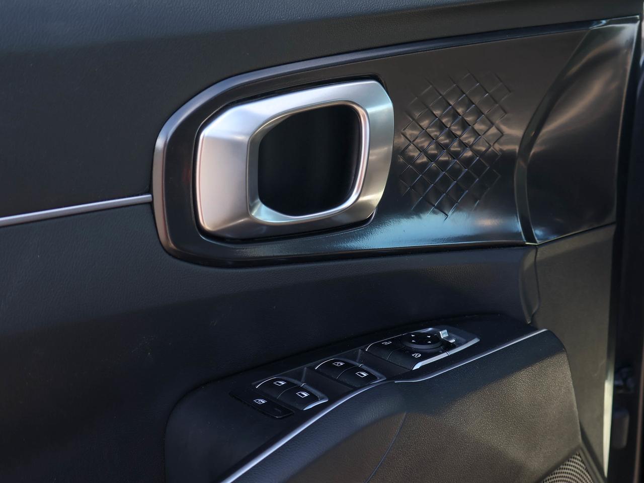 2021 Kia Sorento LX+ Photo